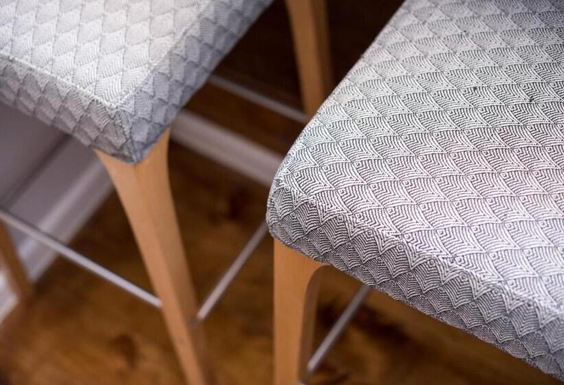 سوییت, Urbano Flh Hotels Lisboa