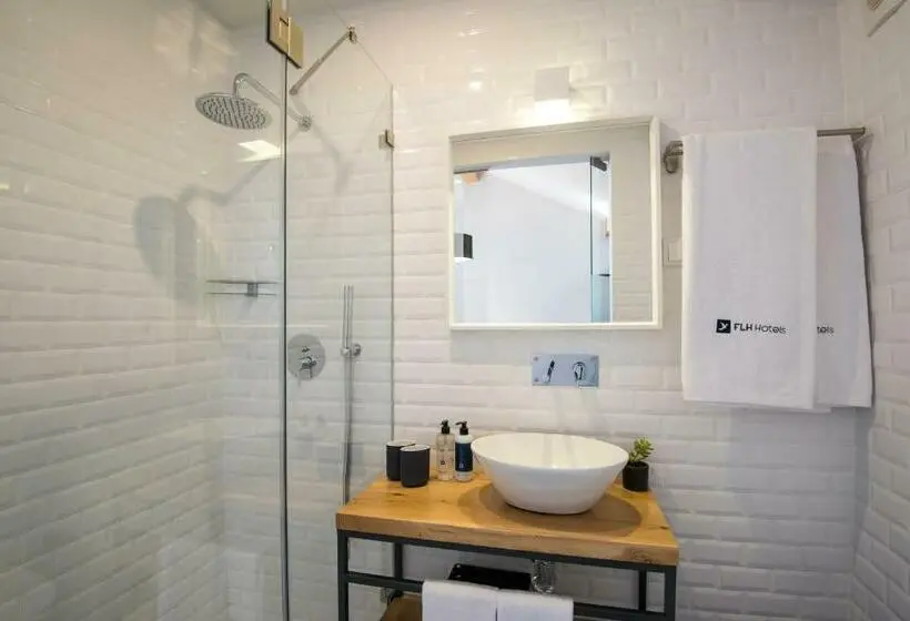 سوییت, Urbano Flh Hotels Lisboa