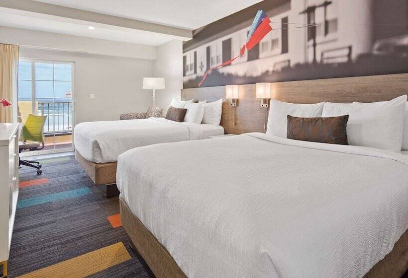 غرفه قياسيه سريرين مزدوجين, Best Western Oceanfront