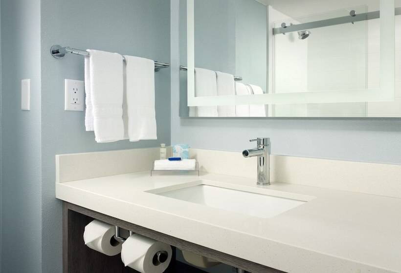 غرفة قياسية سرير مزدوج مطلة على البحر, Best Western Oceanfront