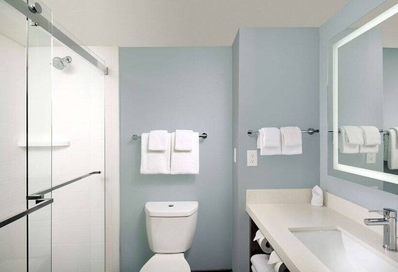 غرفة قياسية سرير مزدوج مطلة على البحر, Best Western Oceanfront