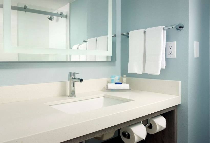 غرفة قياسية سرير مزدوج مطلة على البحر, Best Western Oceanfront