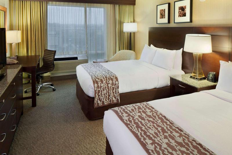 스탠다드 룸, Doubletree By Hilton Hotel Boston Bayside