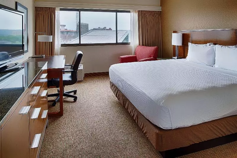 リバービュースタンダードルーム, Doubletree By Hilton  Spokane City Center