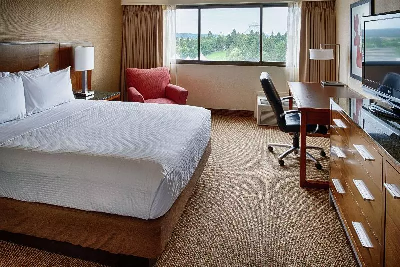 リバービュースタンダードルーム, Doubletree By Hilton  Spokane City Center