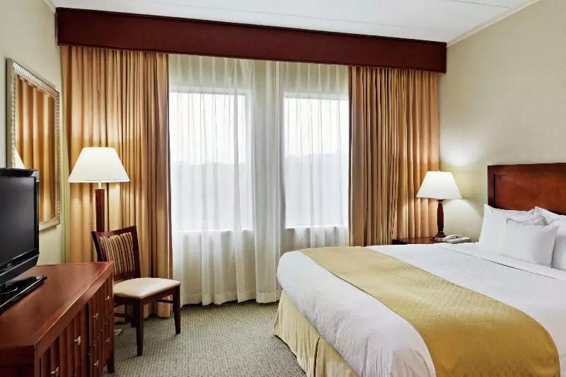 سوئیت با تخت بزرگ, Doubletree Suites By Hilton Hotel Philadelphia West