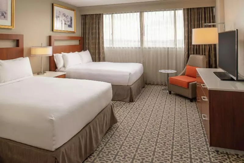 سوییت, Doubletree Suites By Hilton Seattle Airport  Southcenter