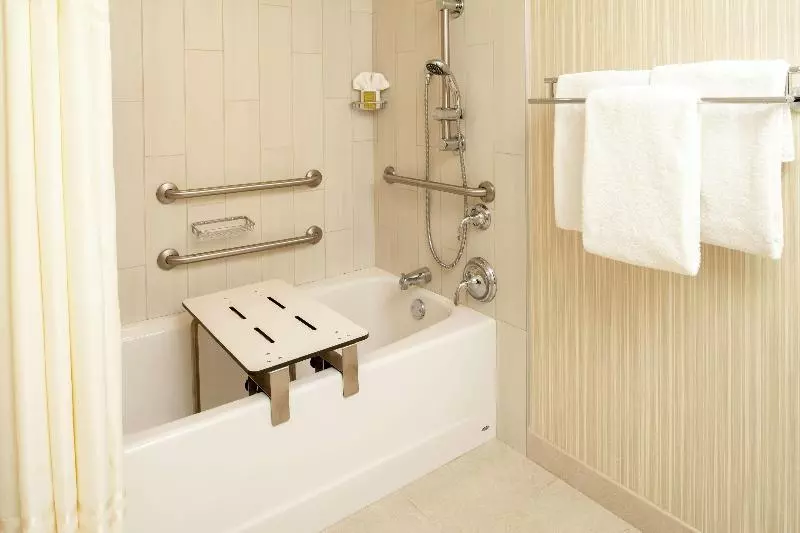 سوییت, Doubletree Suites By Hilton Seattle Airport  Southcenter