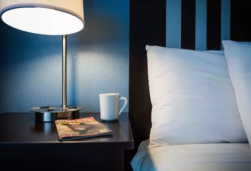 اتاق استاندارد با تخت بزرگ, Glenstone Lodge