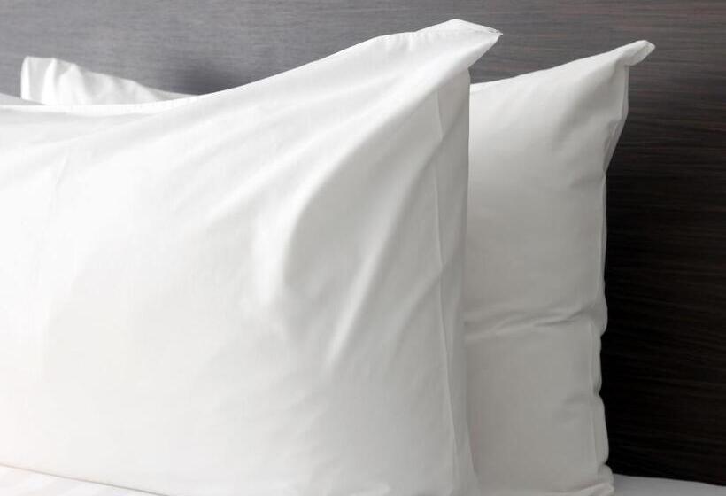 חדר סטנדרט עם מרפסת, Glenstone Lodge