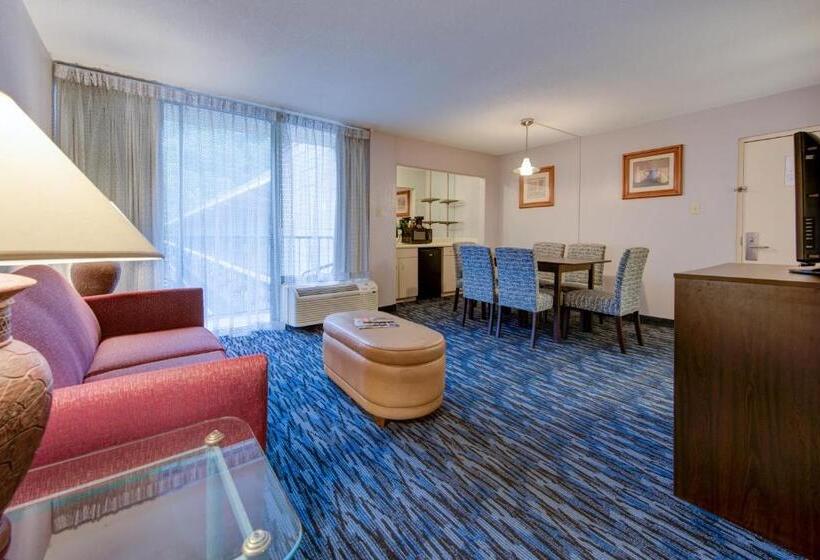 סוויטה דלוקס, Glenstone Lodge