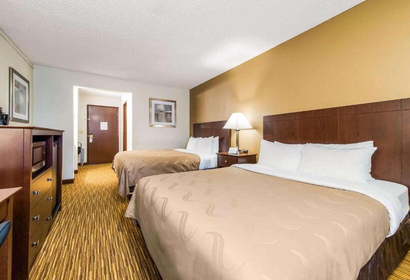 غرفة قياسية لذوى الاحتياجات الخاصة, Quality Inn & Suites Lacey Olympia