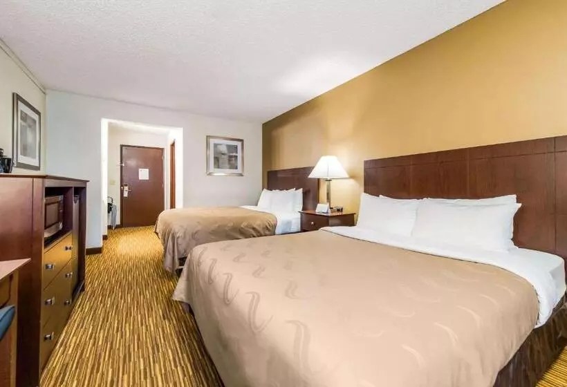 身障者適用スタンダードルーム, Quality Inn & Suites Lacey Olympia