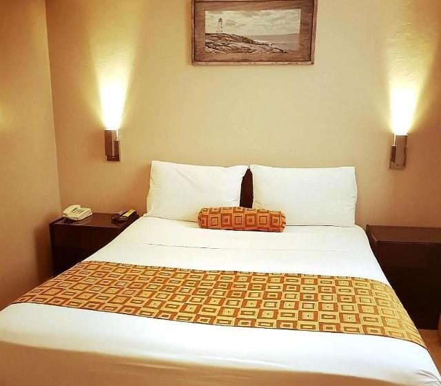 اتاق سوپریور, Hostal Lince