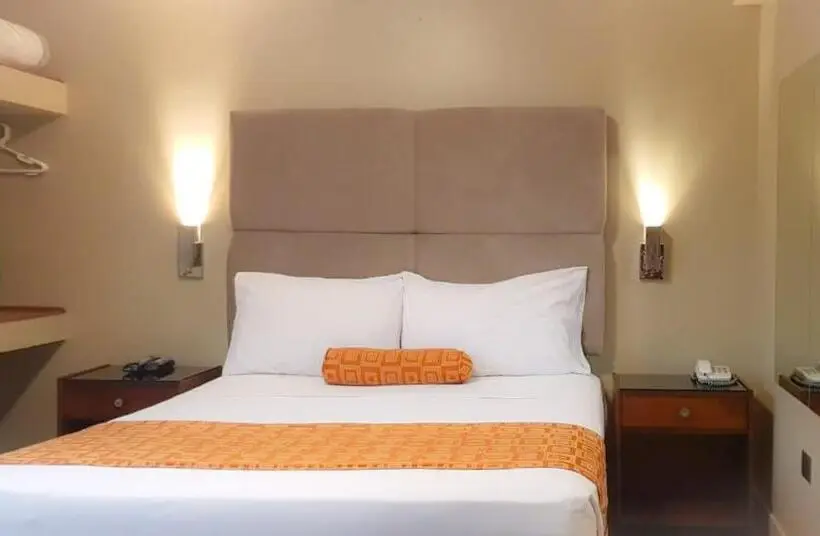 スーペリアールーム, Hostal Lince