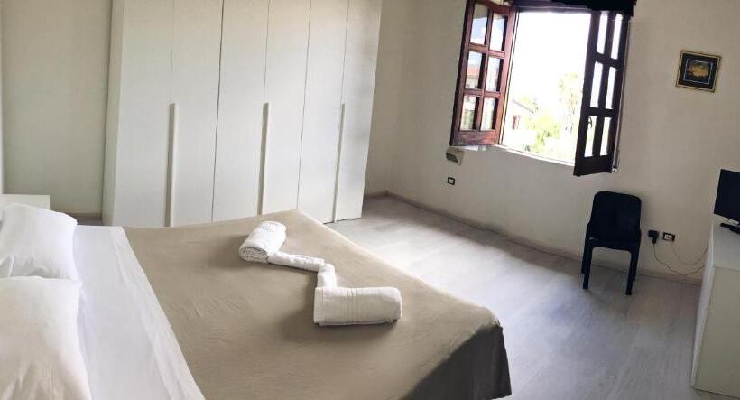 标准间, Due Pini Conte