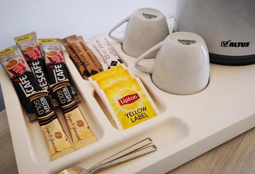 اتاق استاندارد سه نفره, Duman Boutique Hotel Cesme