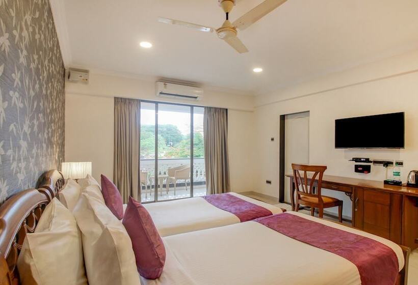 Deluxe Room, Treebo Tryst Dona Paula