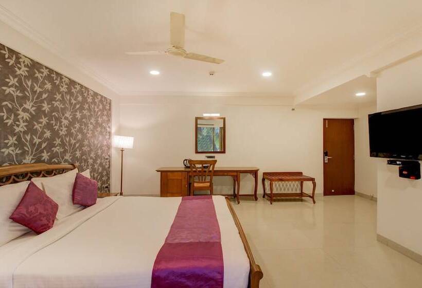 Deluxe Room, Treebo Tryst Dona Paula