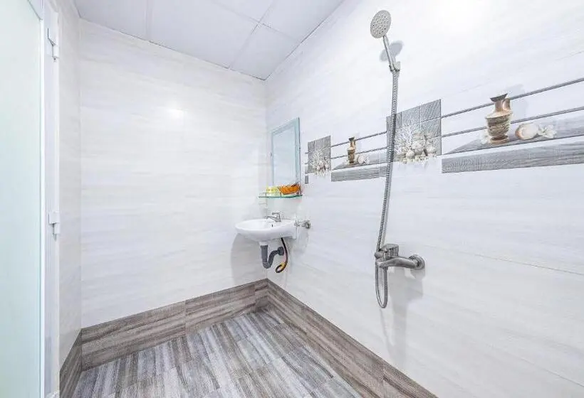اتاق سوپریور خانوادگی, M&c Hotel Nha Trang