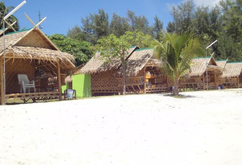 スタンダードバンガロー, Varin Village Koh Lipe