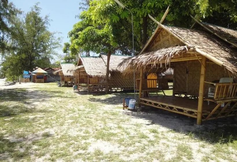 スタンダードバンガロー, Varin Village Koh Lipe