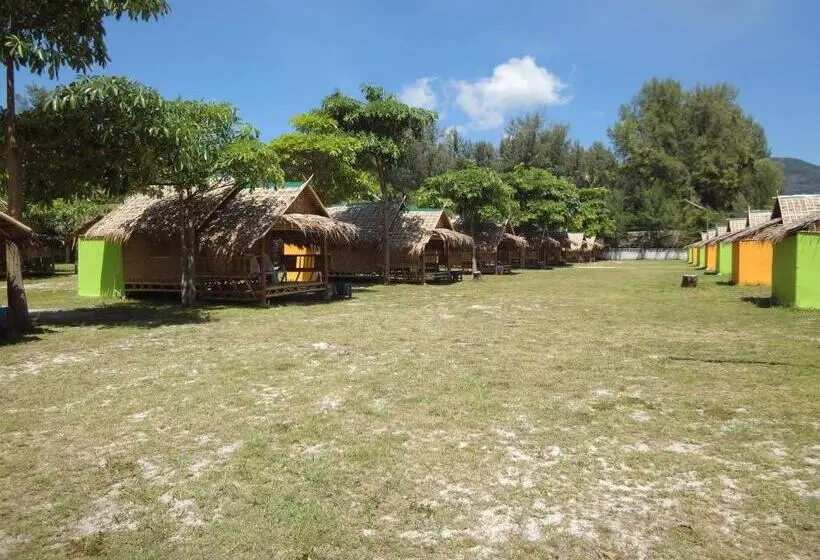 ガーデンビューのスタンダードバンガロー, Varin Village Koh Lipe