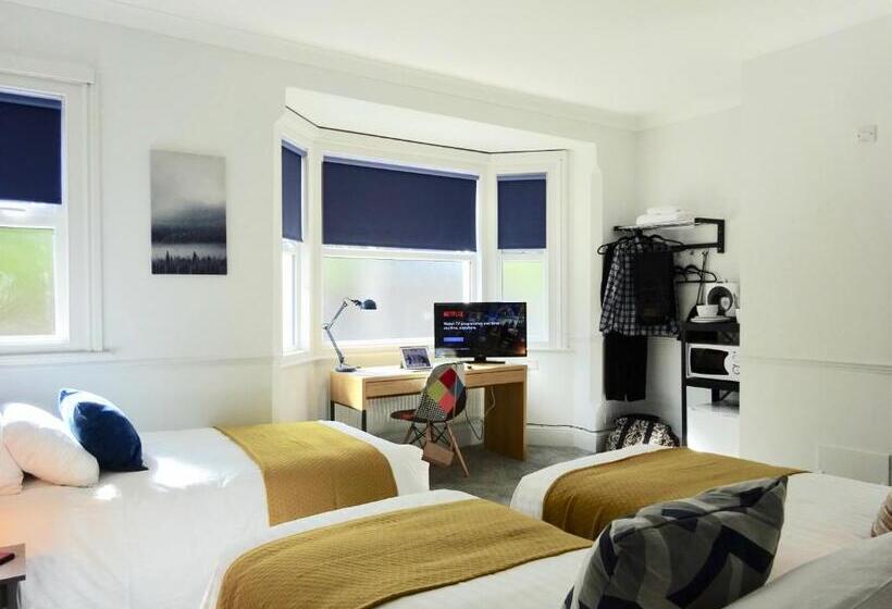 غرفة قياسية ثلاثية, Reading Serviced Rooms