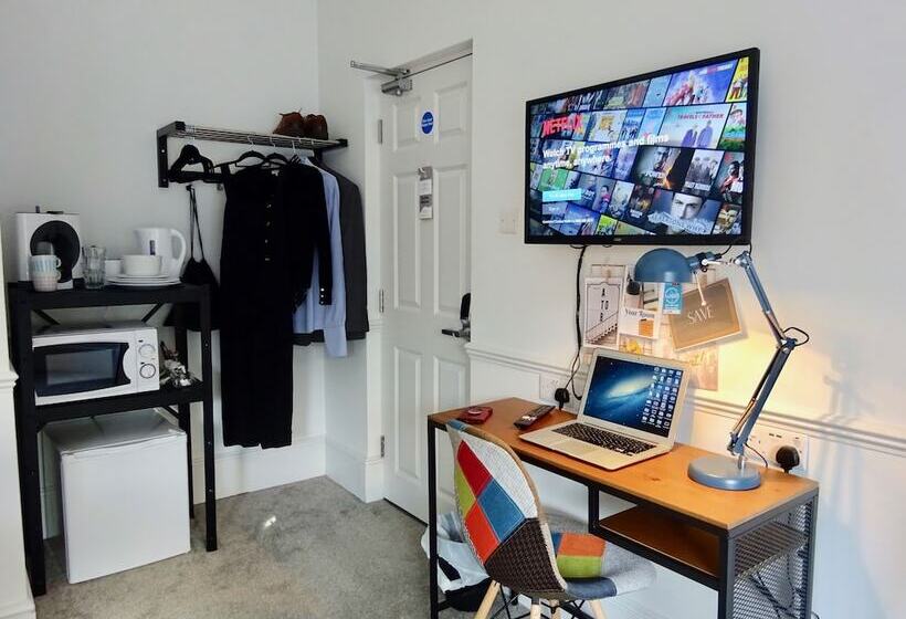 غرفة قياسية, Reading Serviced Rooms