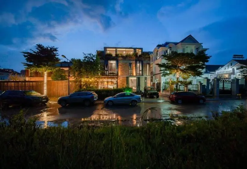 ویلای لوکس 1 خوابه, The K Rin Villa