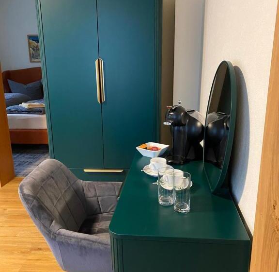 スイート, Pension & Café Abendröte