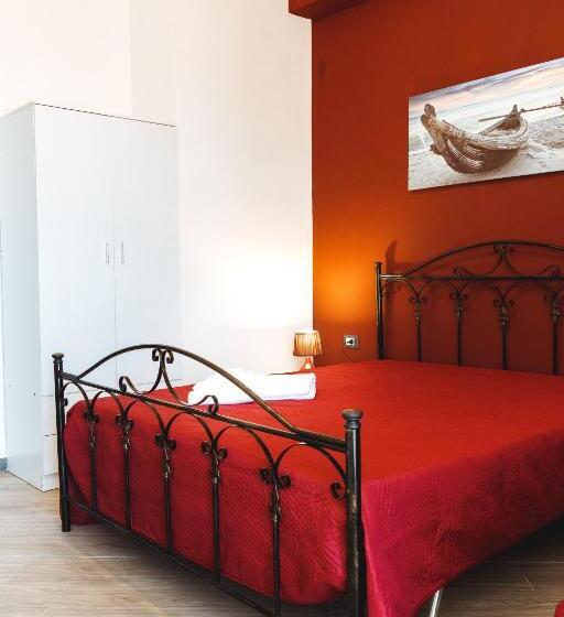 غرفة قياسية رباعية مطلة على البحر, B&b Raggio Di Sole Porto Empedocle