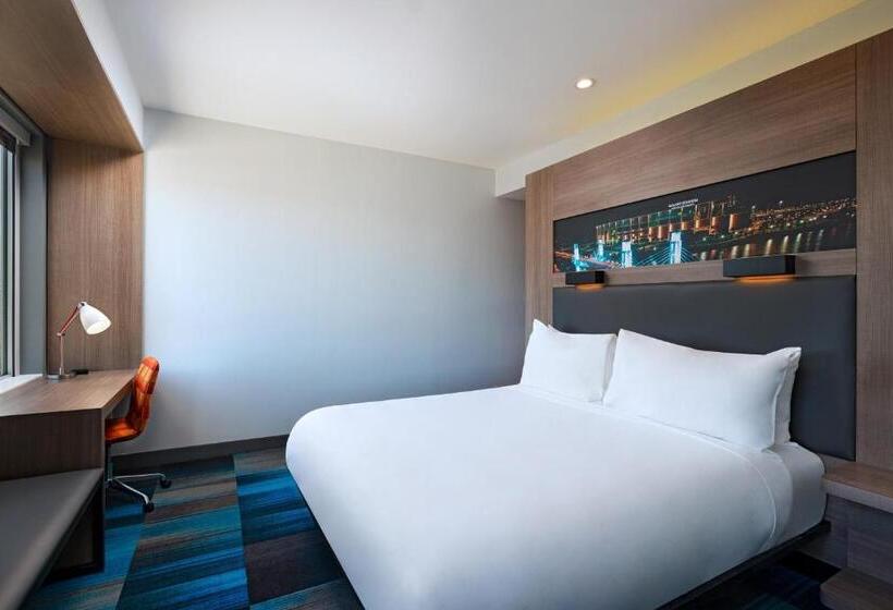 غرفة قياسية سرير كينج, Aloft Waco Downtown