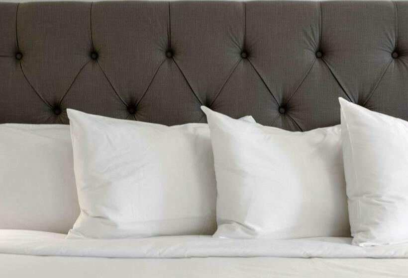 סוויטה, Crown Columbia Hotel; Bw Premier Collection