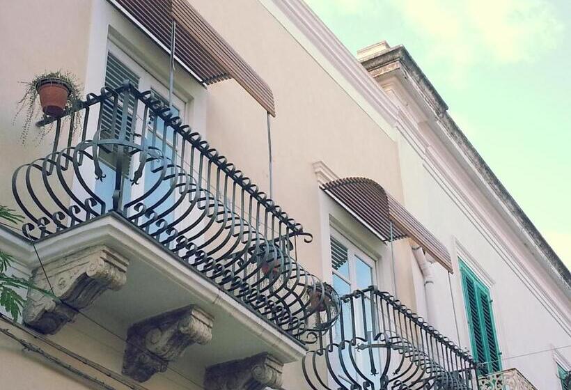 شقة غرفة واحدة مزودة بتراس, B&b Re Umberto