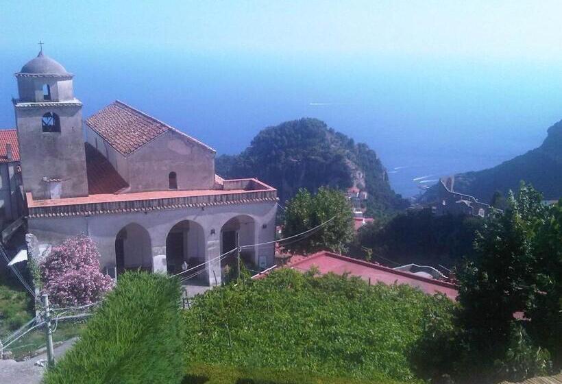 オーシャンビュースタンダードルーム, Casa Falcone B&b