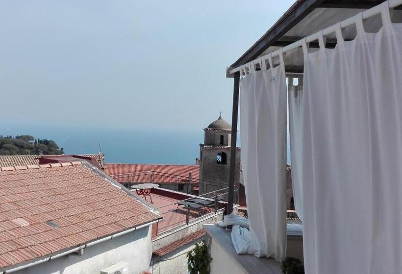 スタンダードシティビュールーム, Casa Falcone B&b
