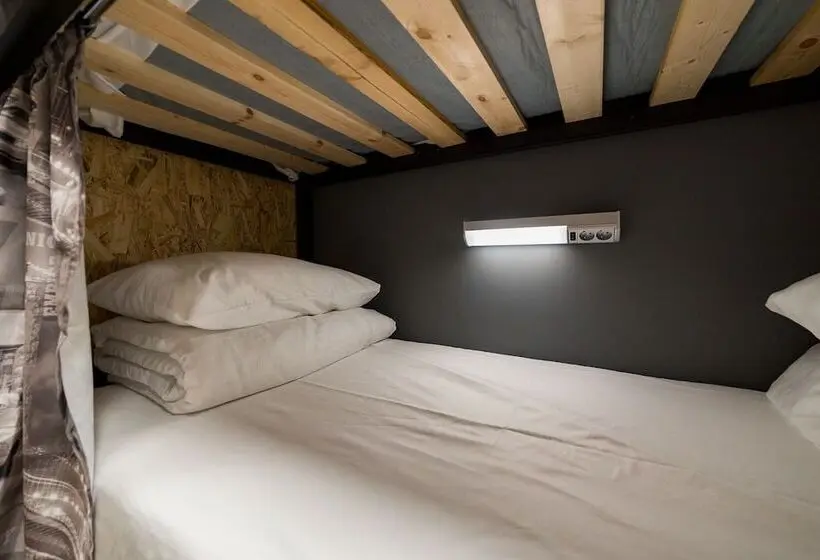 ルームシェアのワンベッド, Hostels Rus   Krasnoyarsk