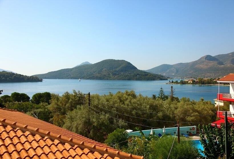 オーシャンビュースタンダードルーム, Nostos