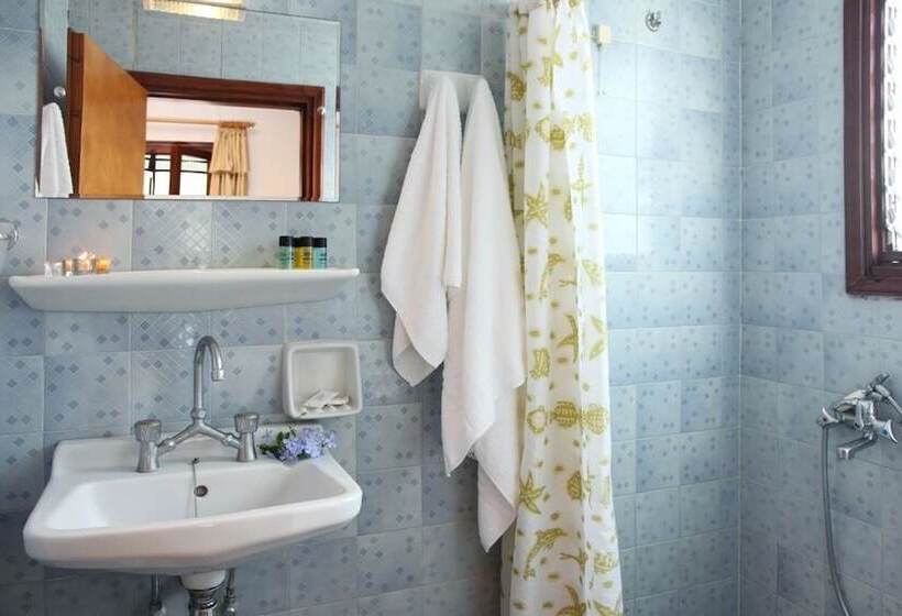 Triple Room Sea View, Nostos