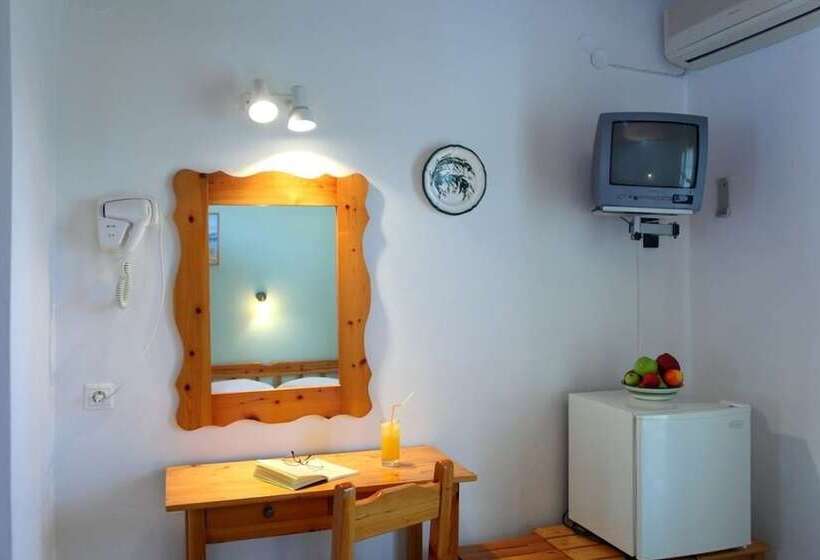 Triple Room Sea View, Nostos