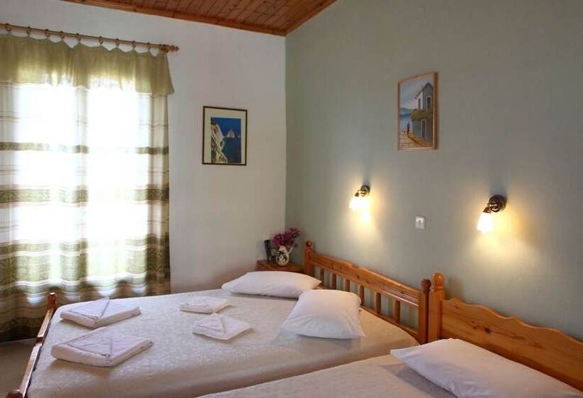 Triple Room Sea View, Nostos