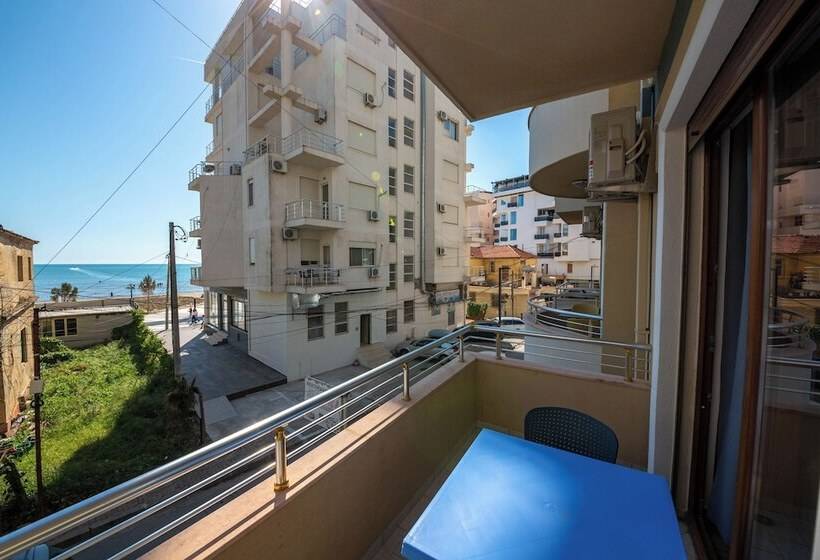 غرفة قياسية رباعية مطلة على البحر, Vila Misiri