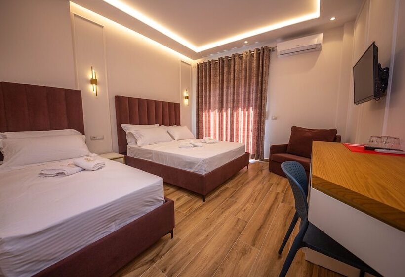 غرفة قياسية رباعية مطلة على البحر, Vila Misiri