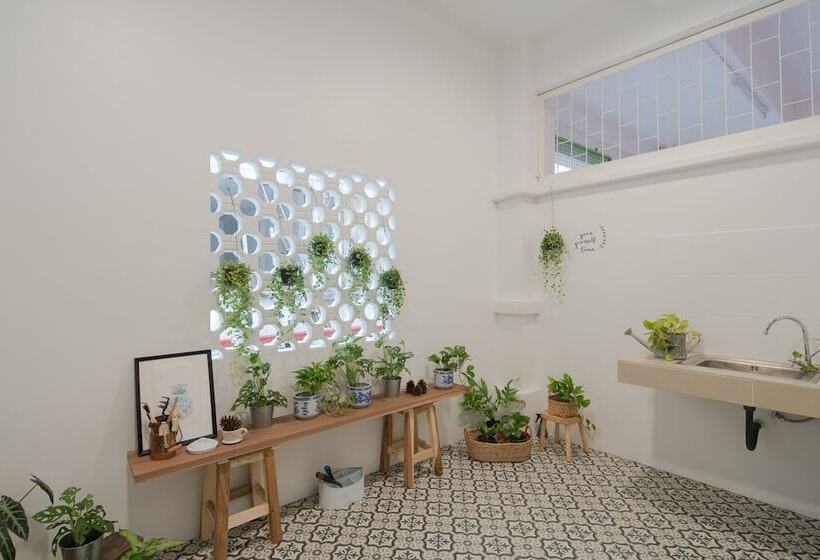 디럭스 룸, Blu Monkey Boutique Phuket Town