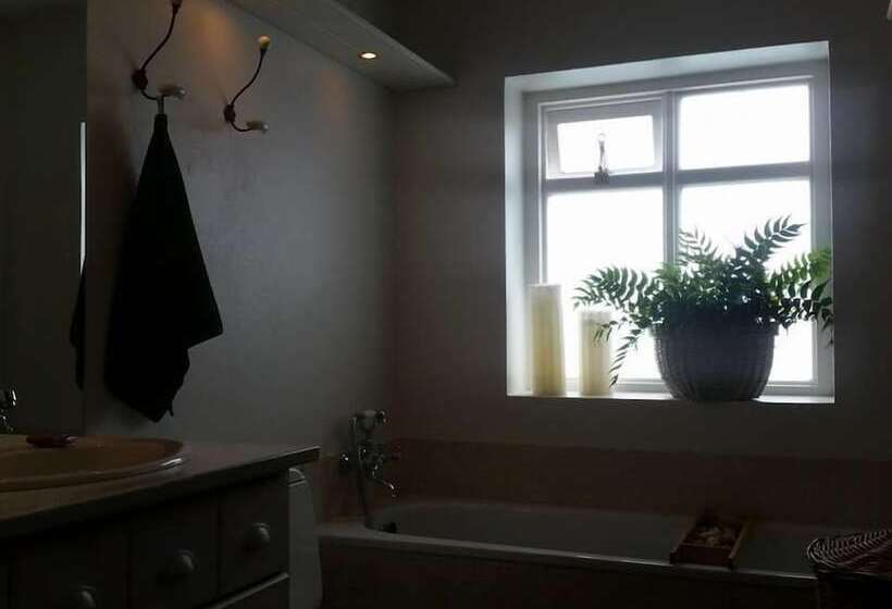 سوئیت 2 خوابه, Granastaðir Guesthouse