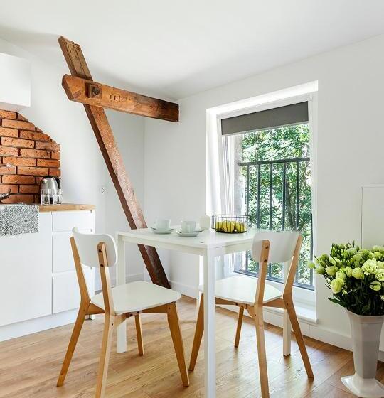 استودیوی سوپریور, Cinema Apartments