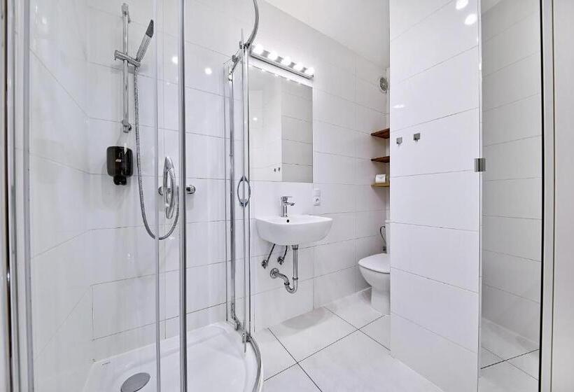 آپارتمان لوکس 1 خوابه, Cinema Apartments