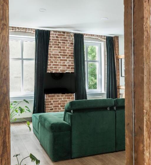 آپارتمان سوپریور 1 خوابه, Cinema Apartments