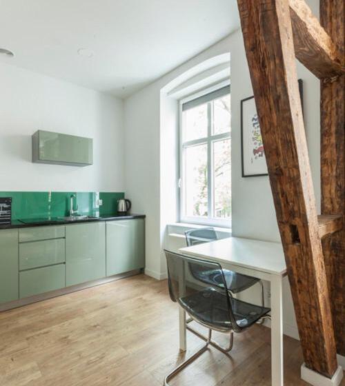 آپارتمان سوپریور 1 خوابه, Cinema Apartments